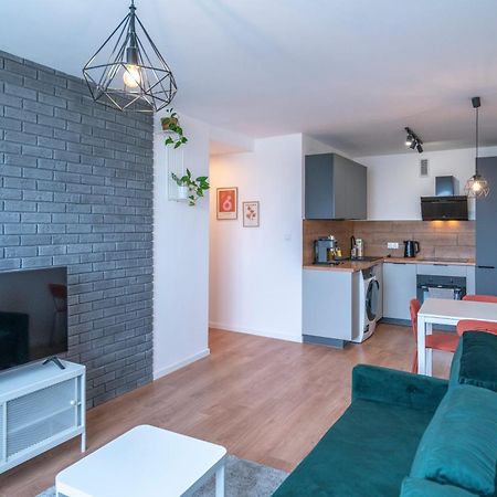 Verde Apartment Selfcheck-In 24H Вроцлав Экстерьер фото